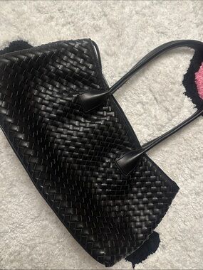 Black Woven Tote Bag - Classic Women's Shoulder Bag